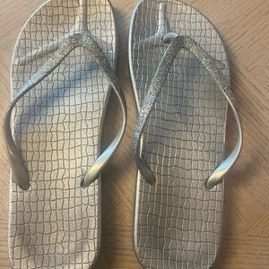 Silver Glitter Flip Flops Size 9-10 ( nwot) Bundle & Save!